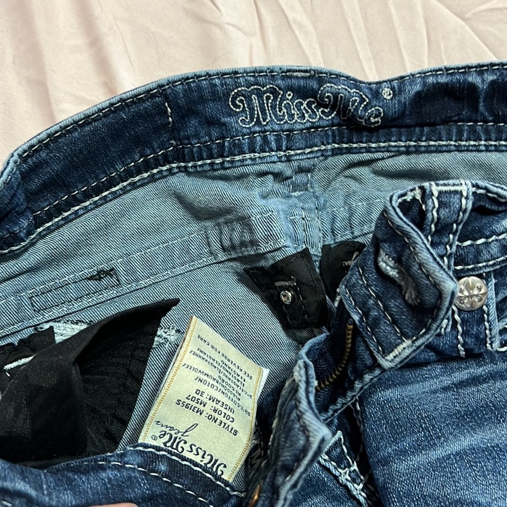 Jeans - Picture 3 of 3